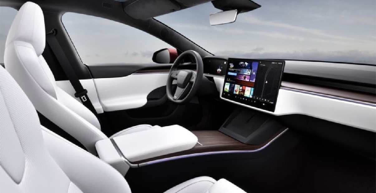 Tesla Model S Plaid